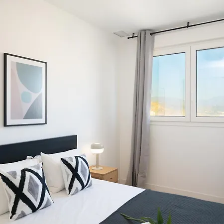 Apartment Xpce Urban 9 Skyline - Parking Free