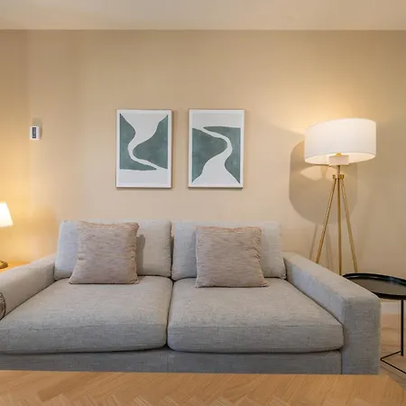 Apartment Xpce Urban 9 Skyline - Parking Free *